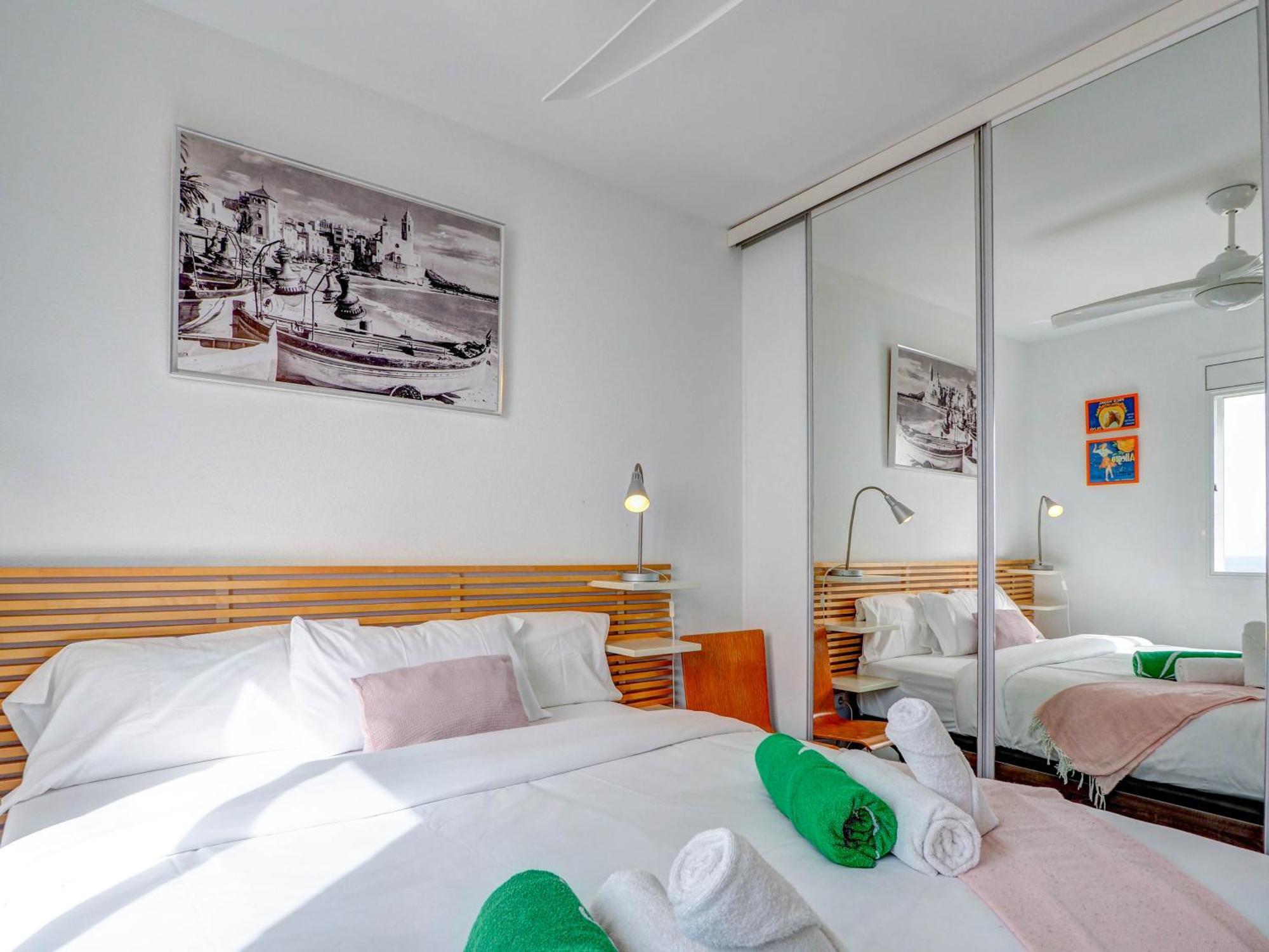 Marina Duplex By Hello Homes Sitges Exterior foto